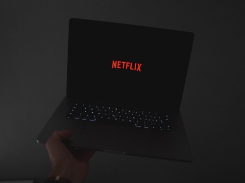 My Top 5 Distractions and How I Deal with  Them: Netflix